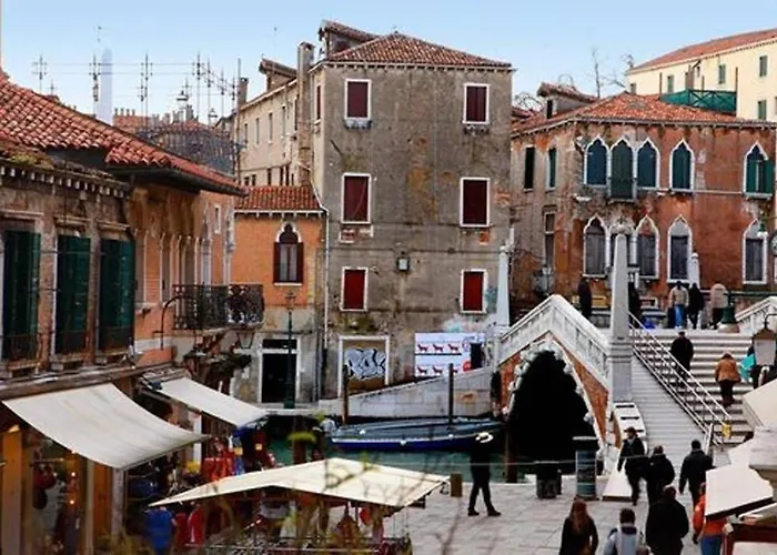 ANDREA Venice FLAT Mezzanine Floor